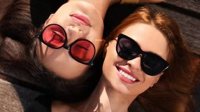 Hogyan vásároljunk interneten napszemüveget?