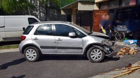Feltehetően rosszul lett – várakozó autókba rohant Sopronban