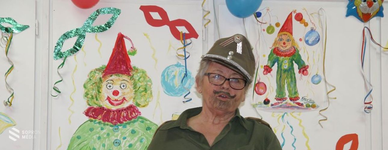 Nyugdíjas farsangot tartottak a Jerevánon
