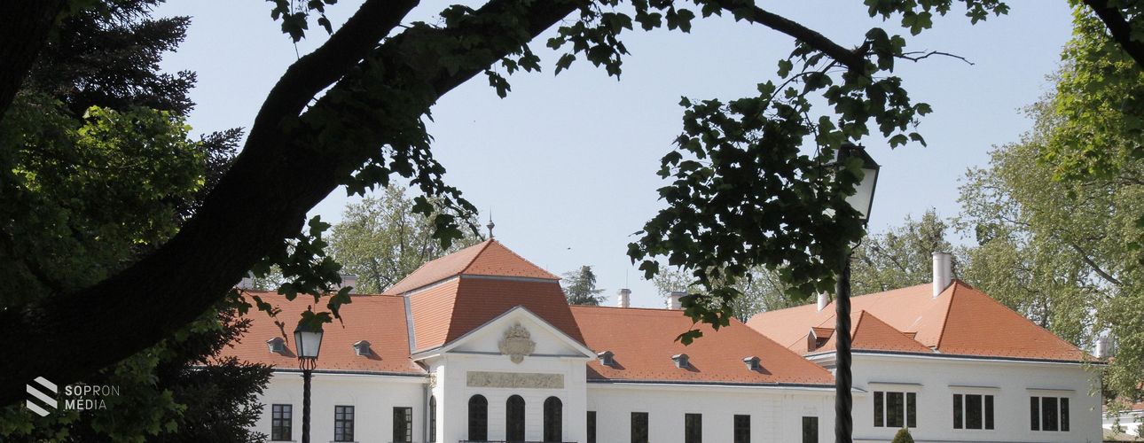 Befejeződött a nagycenki Széchenyi-kastély megújulásának épület-kivitelezési szakasza