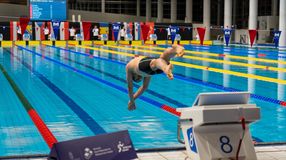 Tíz év után ismét Sopronban a régió egyik legnagyobb utánpótlás-úszóversenye