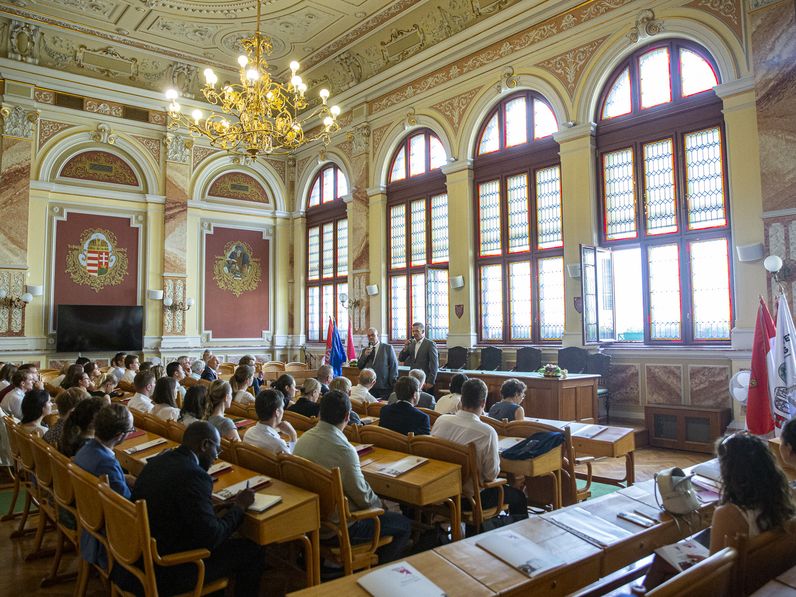 Fiatalok látogattak Sopronba, hogy a Páneurópai Piknikről tudjanak meg többet