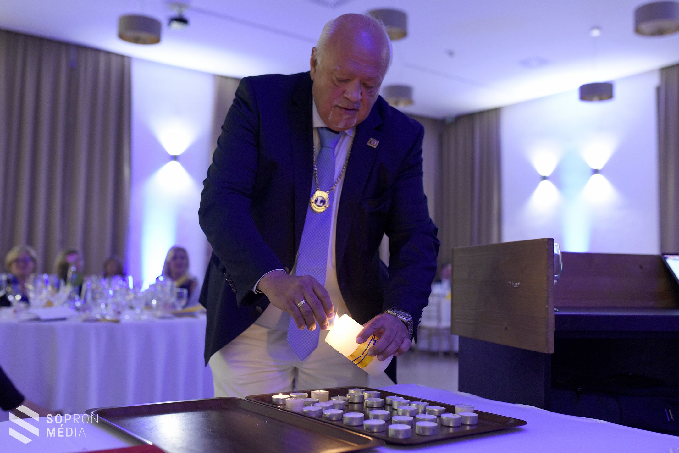 Új elnököt választott és tagokat avatott a Soproni Lady Lions Club