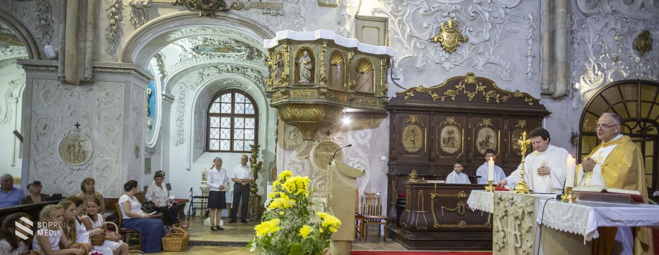 Úrnapi körmenet Sopronban - Képgaléria!