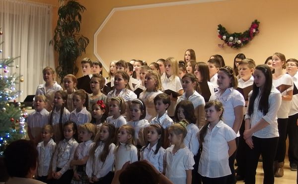 Adventi ünnepség 2015.