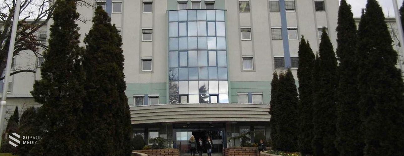 Feloldották a látogatási tilalmat a Soproni Gyógyközpontban