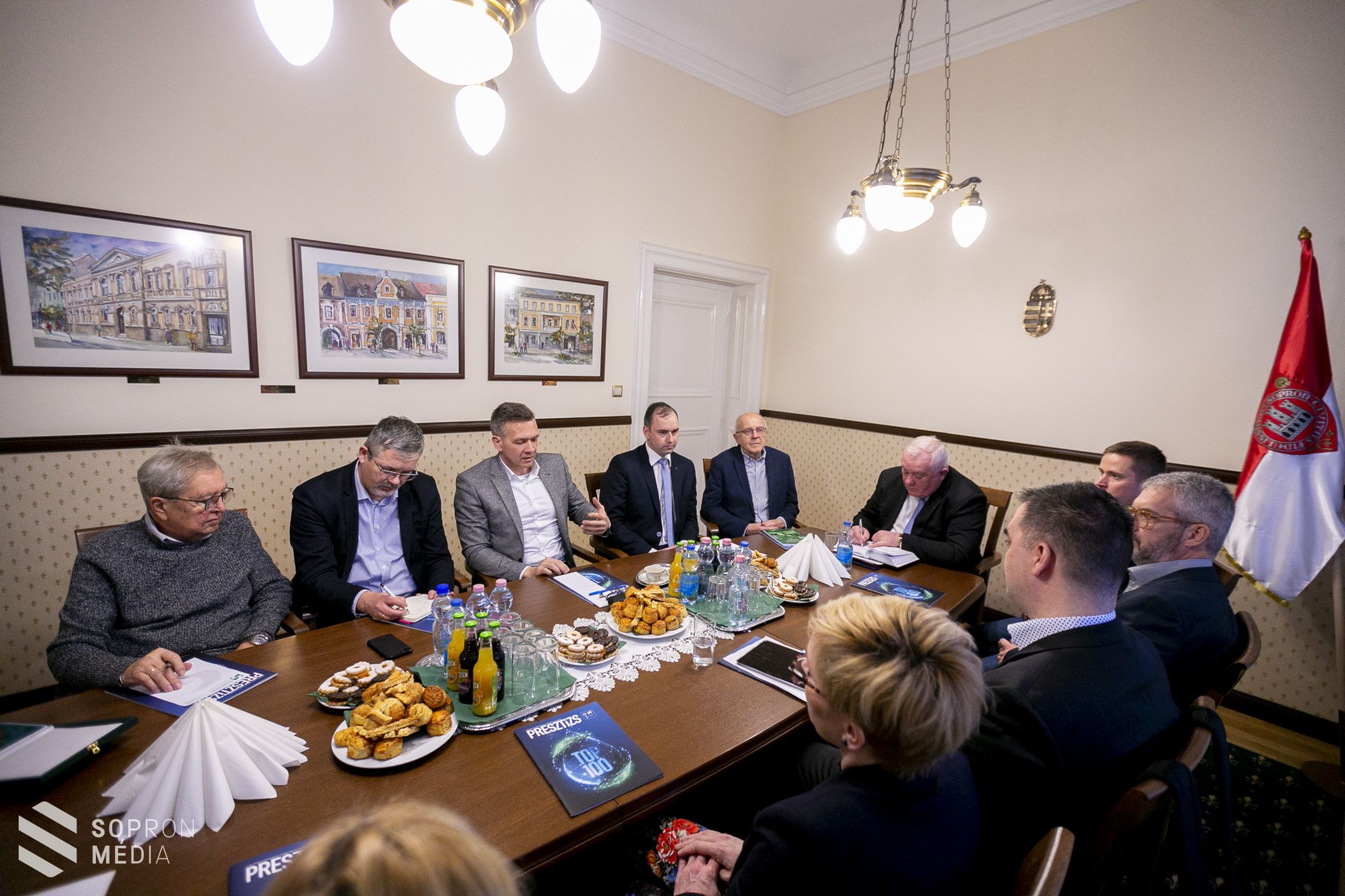 Fontos gazdasági tanácskozást tartottak a vezetők