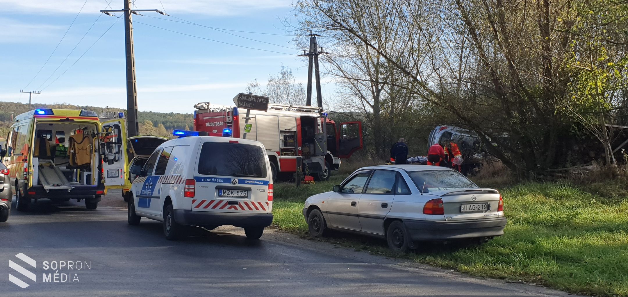 Hétköznapi hősök – Közlekedési balesetnél intézkedtek a sopronkőhidai bv. őrmesterek
