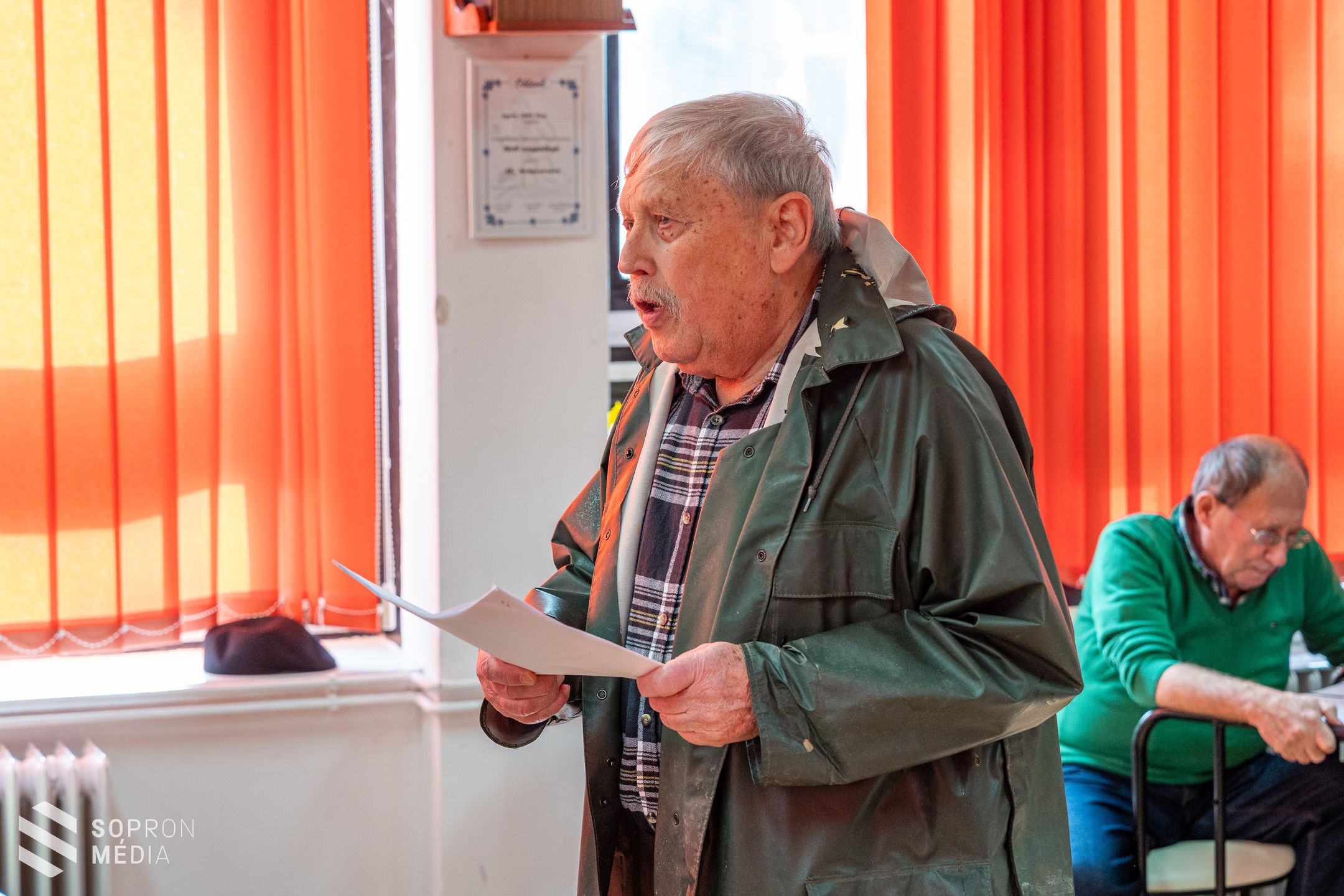 1956 emléke előtt adózott a Lővéri Nyugdíjas Klub