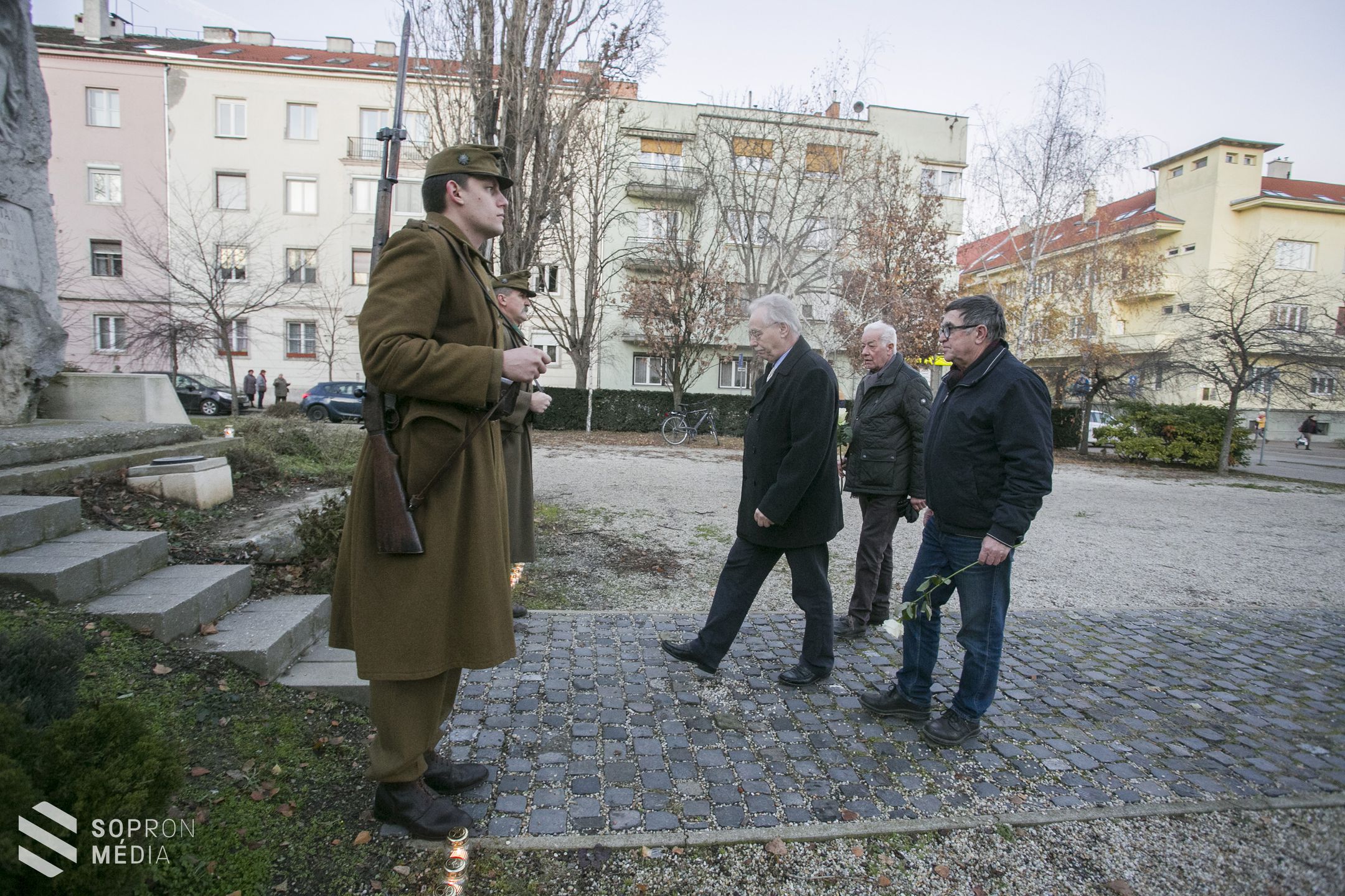 A soproni bombatámadások áldozataira emlékeztek
