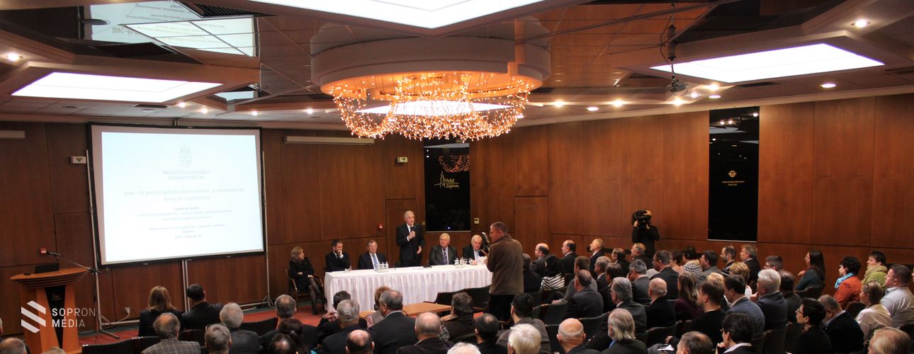 Soproni konferencia: Korszerű technológia, innováció kell a kkv-k fejlődéséhez