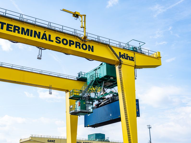 Látványos bemutatóval várta a diákokat a GYSEV Cargo a Logisztika Világnapján