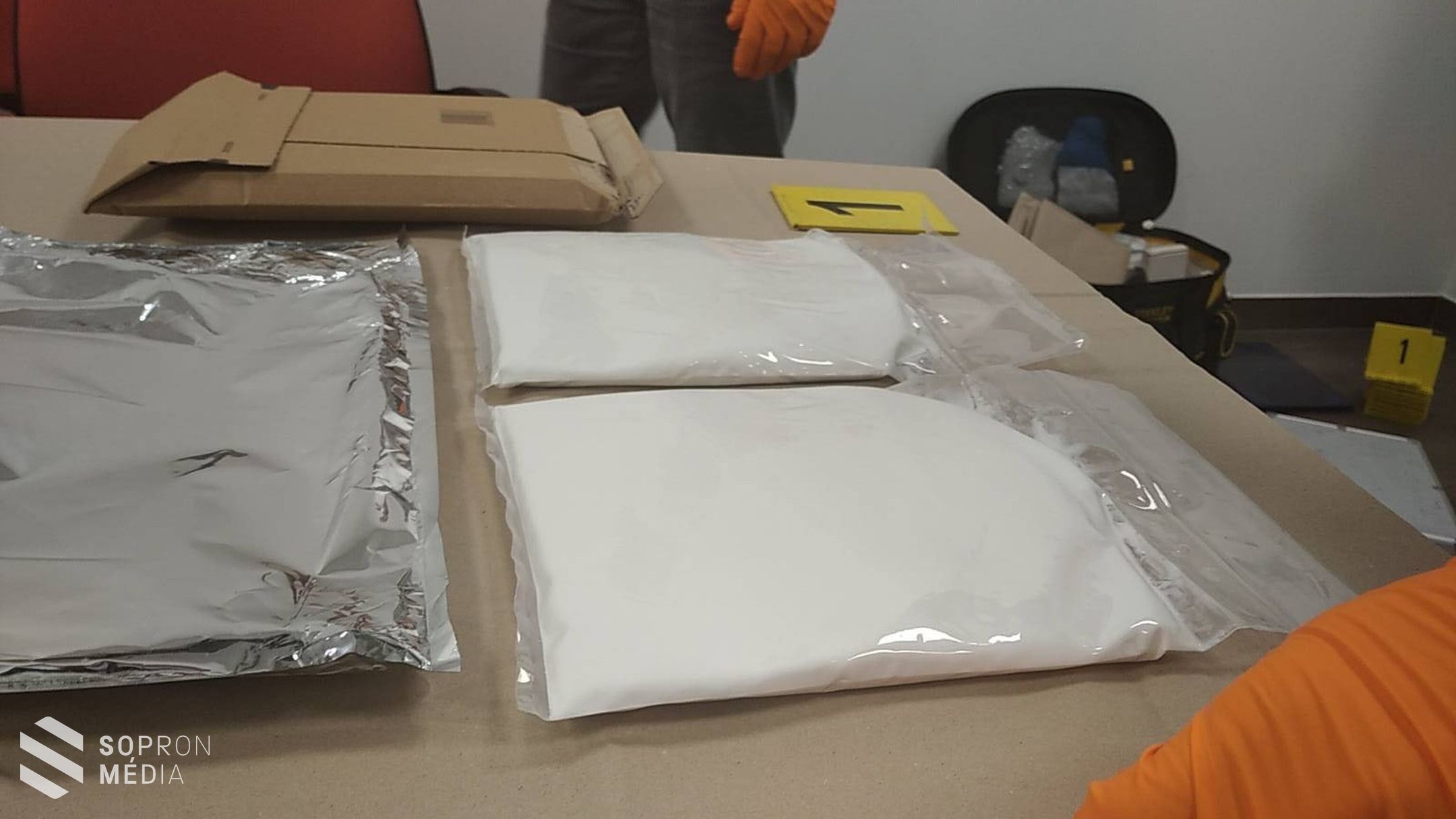 A karácsonyi amfetamin-csomag célba ért 