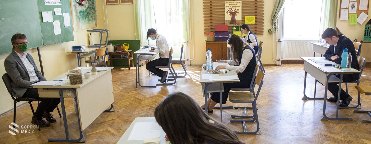 Őszi érettségi - egy napra elzárják a feladatlapokat a felbontás előtt