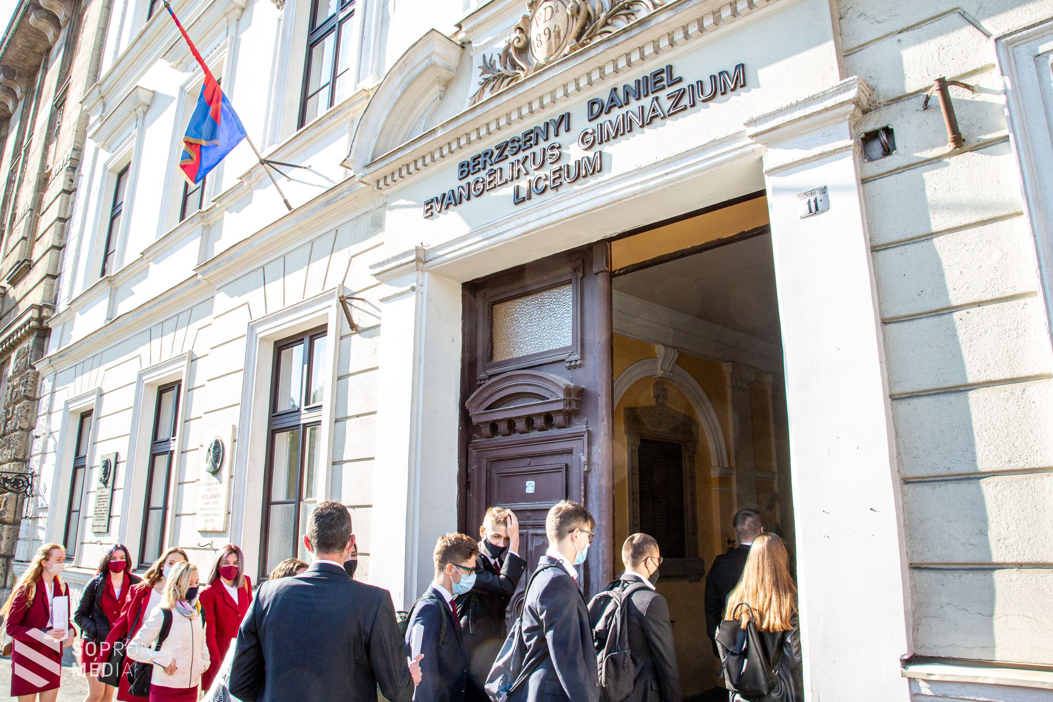 Sopronban is megkezdődtek az érettségi vizsgák - GALÉRIA