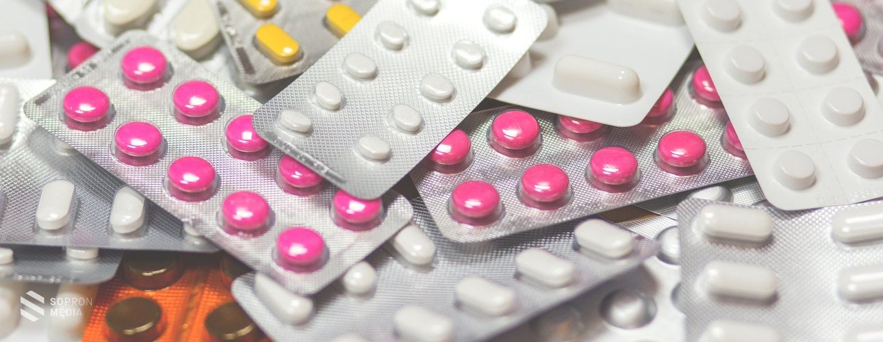 Ideiglenesen bárki kiválthatja hozzátartozója gyógyszerét