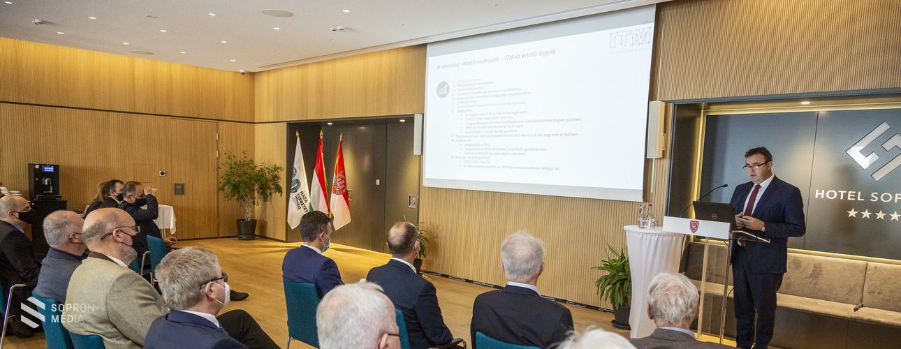 Miniszteri és kormánybiztosi tájékoztató a soproni gazdasági élet szereplőinek