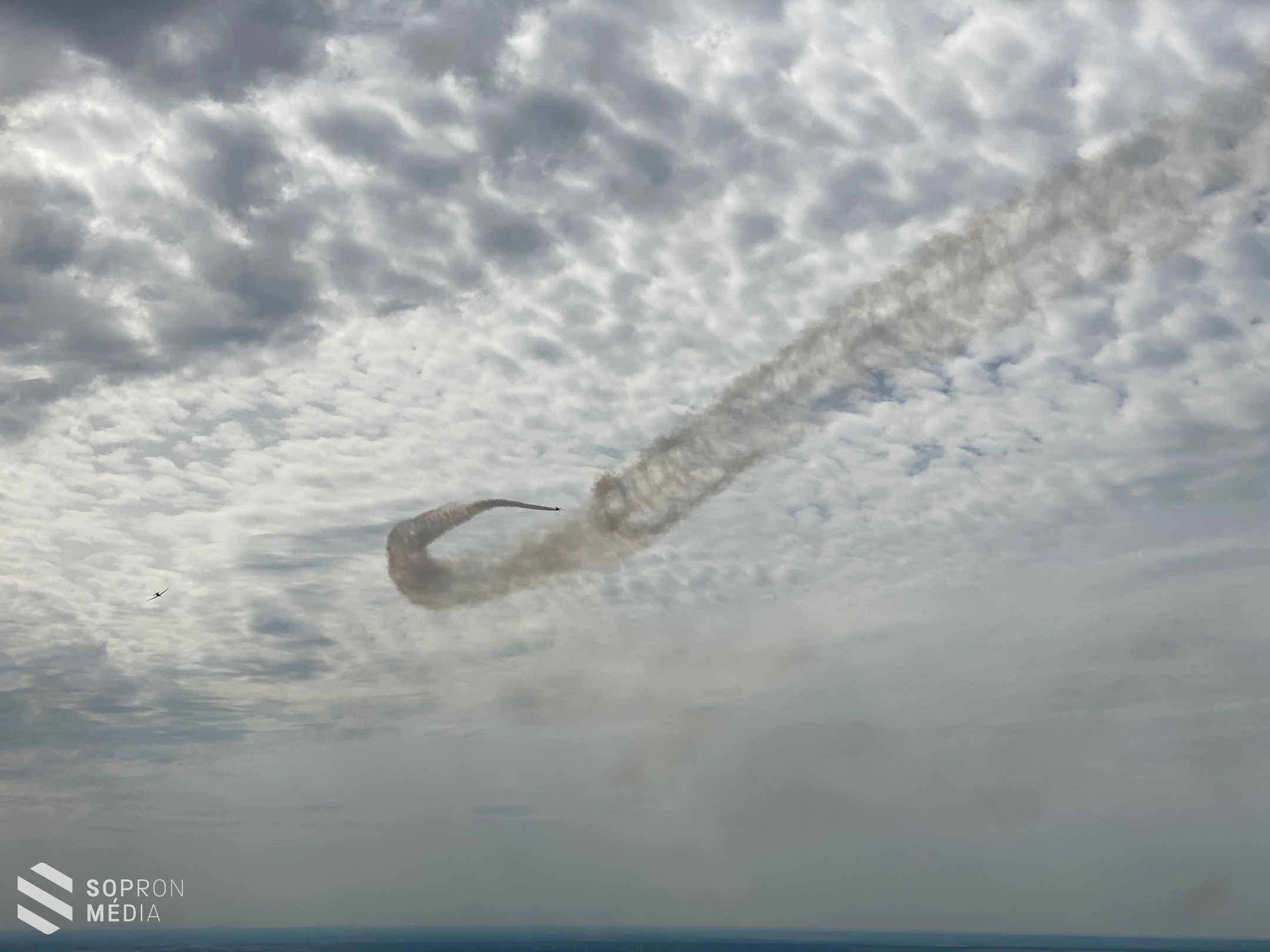 Sopron felett is köröztek a repülőgépek Trianonra emlékezve