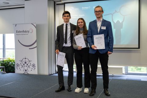 IX.Estöri fináléja