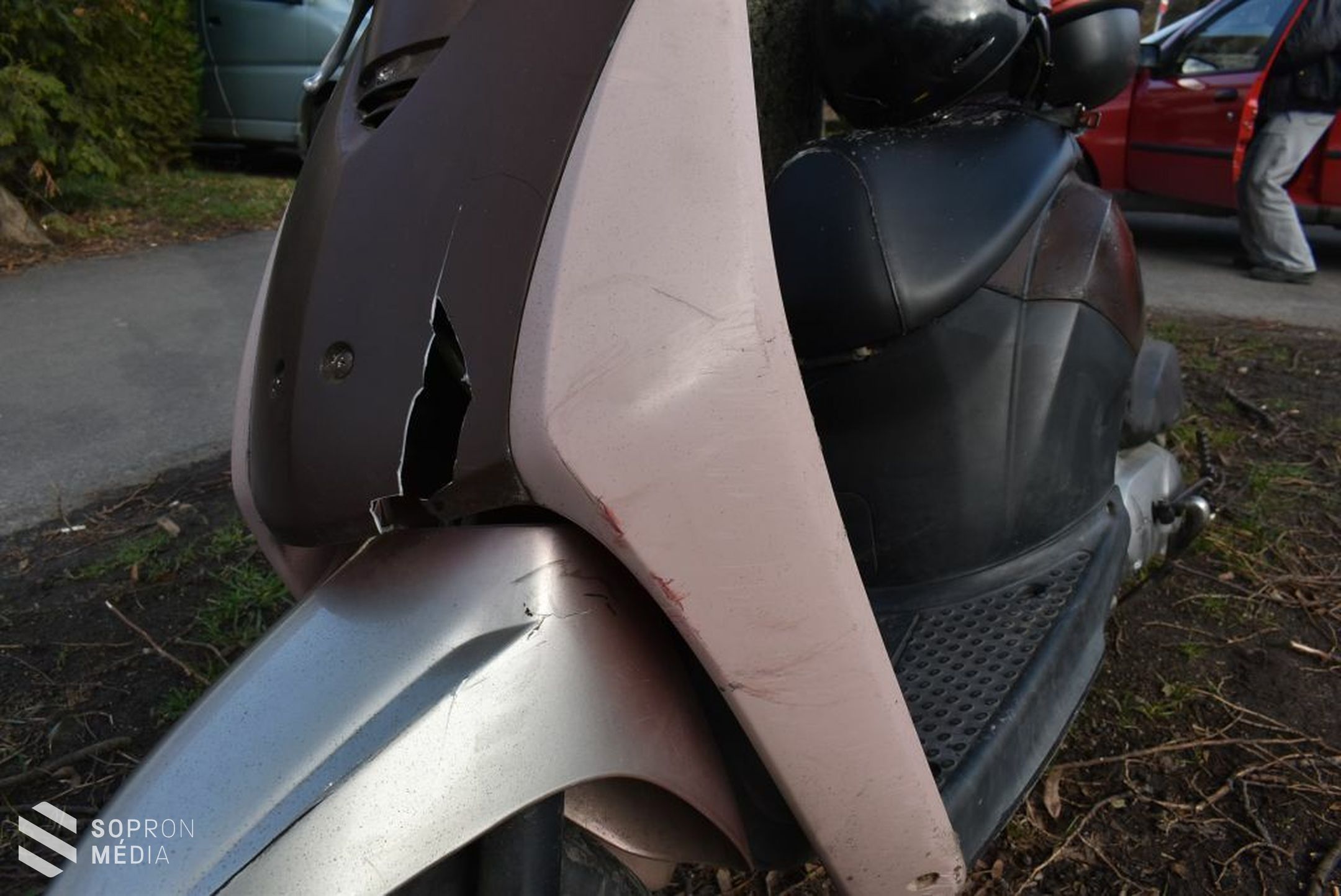 Motorost gázolt el a figyelmetlen sofőr