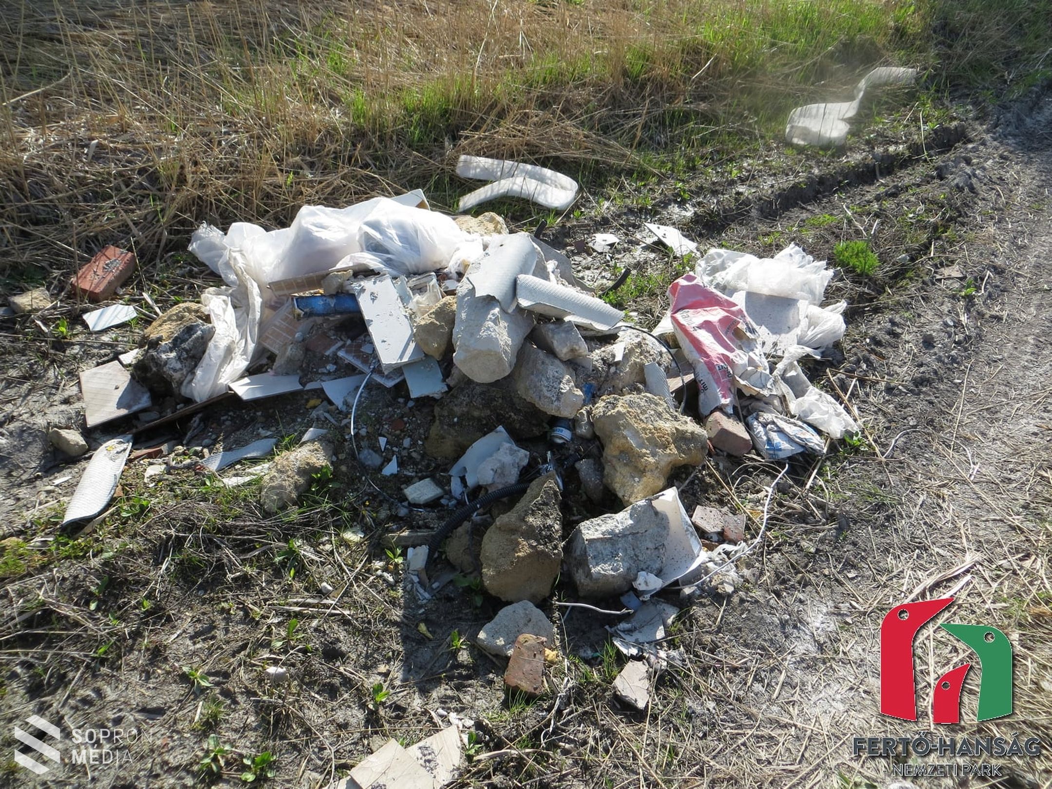 Több száz tonna hulladékot takarítottak el