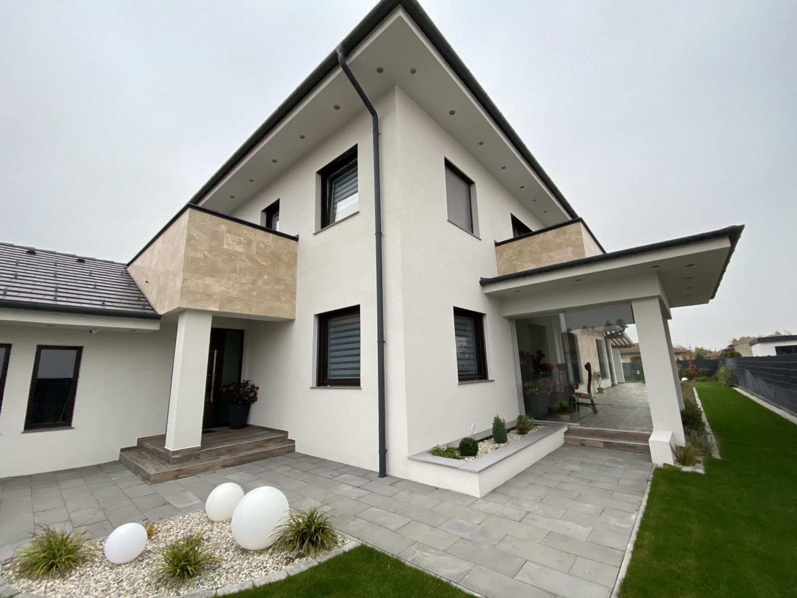 Internorm Mészkő barnával hangolva Szombathely