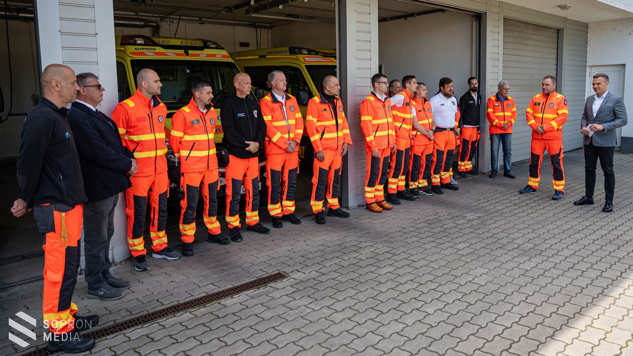 Sopronban 2025-ben is megköszönték a mentők áldozatos munkáját