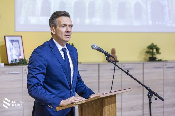 Dr. Farkas Ciprián polgármester