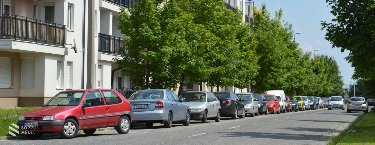 Megváltozik a forgalmi rend az Aranyhegy lakóparkban