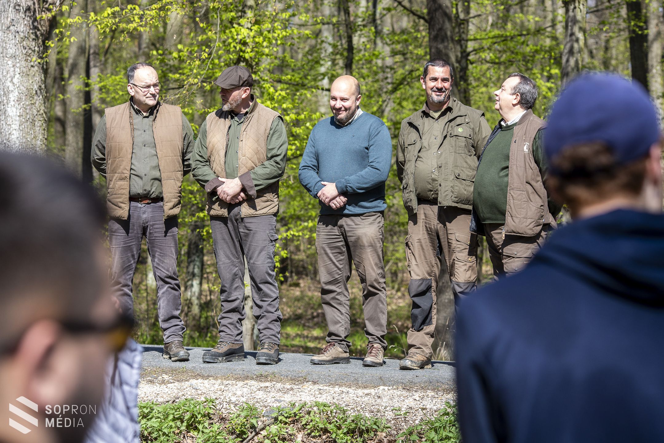100 facsemetét ültettek el a Széchenyi tölgyfaligetben