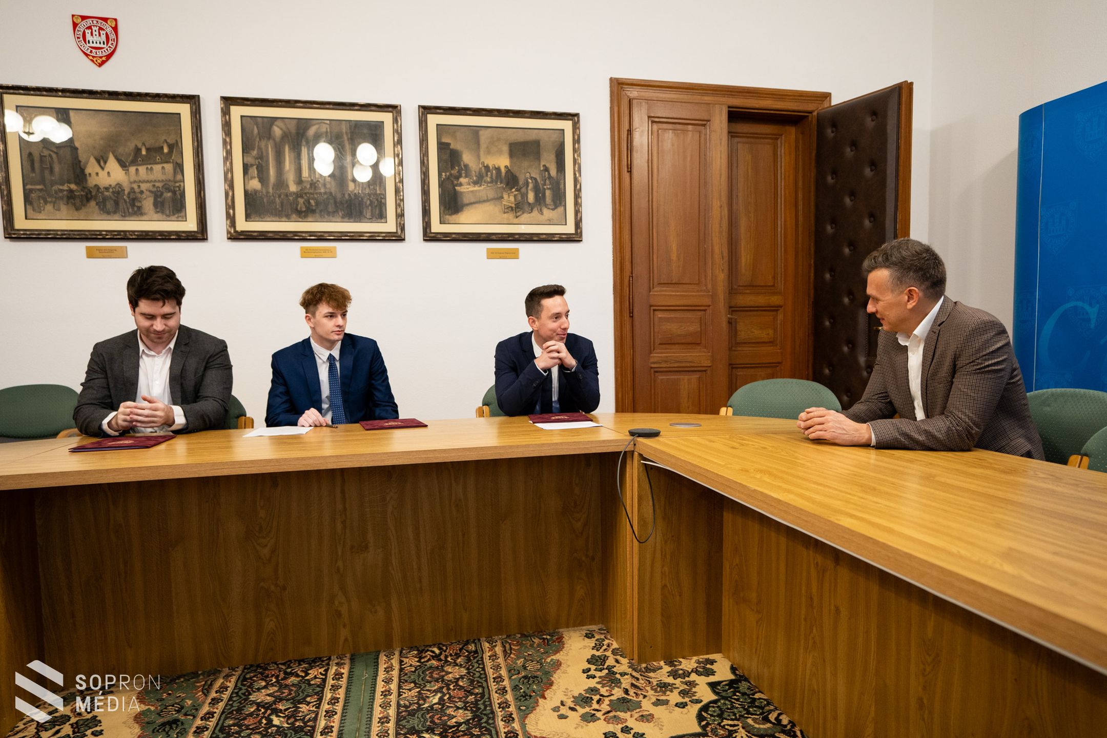 Öten részesültek Széchenyi István Tanulmányi  Ösztöndíjban