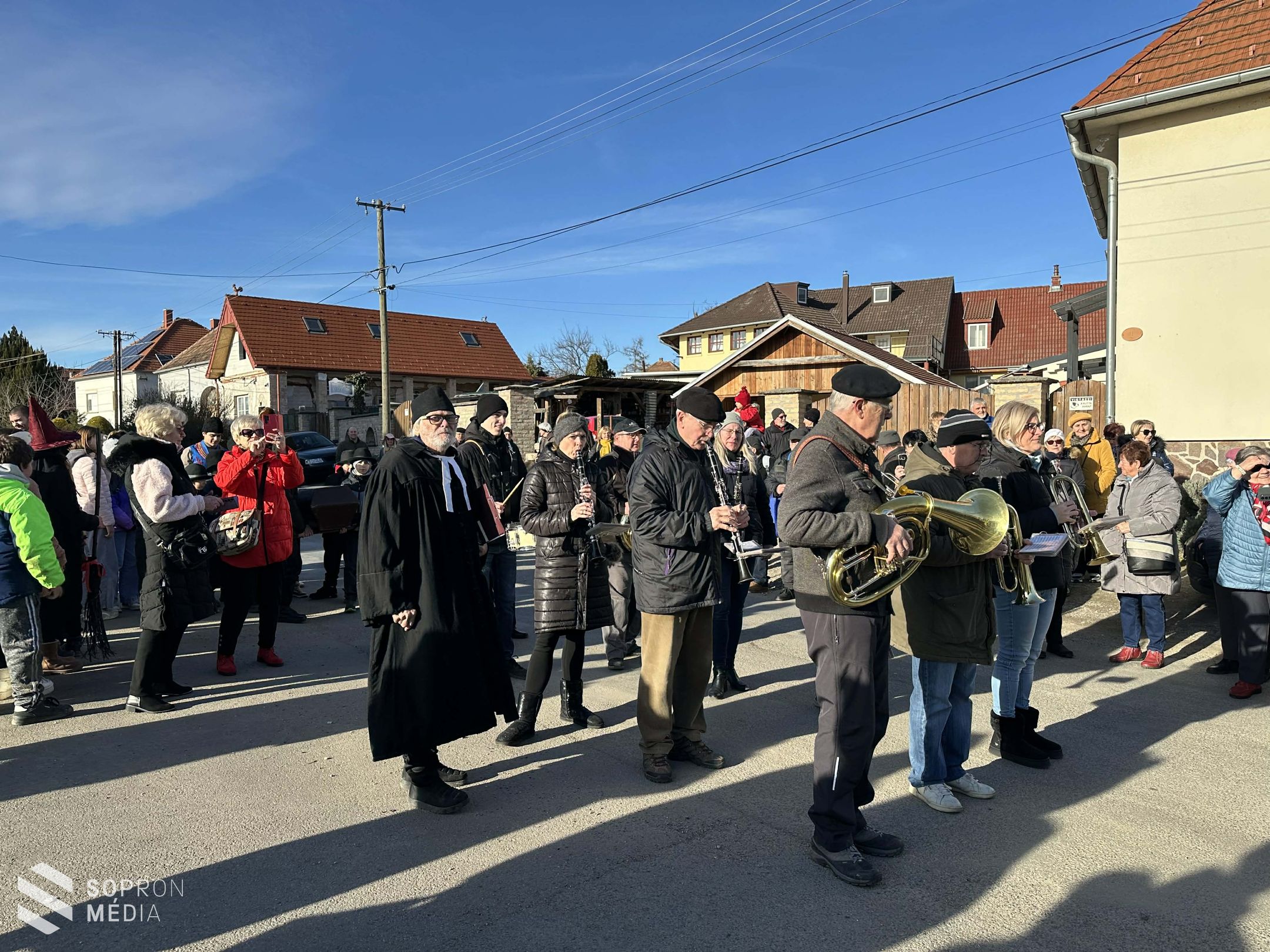 Lakodalmas mulatsággal űzték el a telet Ágfalván