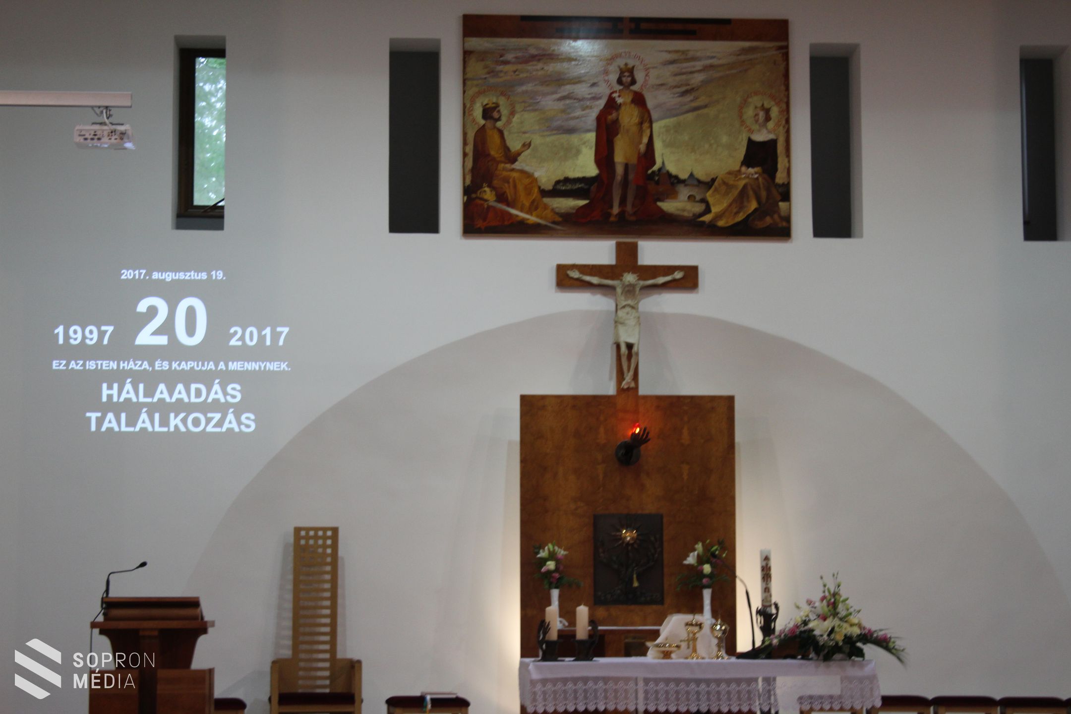 Húsz éve szentelték fel Sopronban a Szent Imre templomot (galéria)