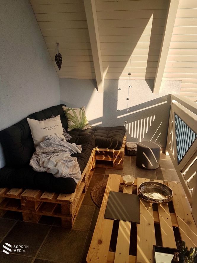 A legegszerűbb raklapbútor is lehet mutatós