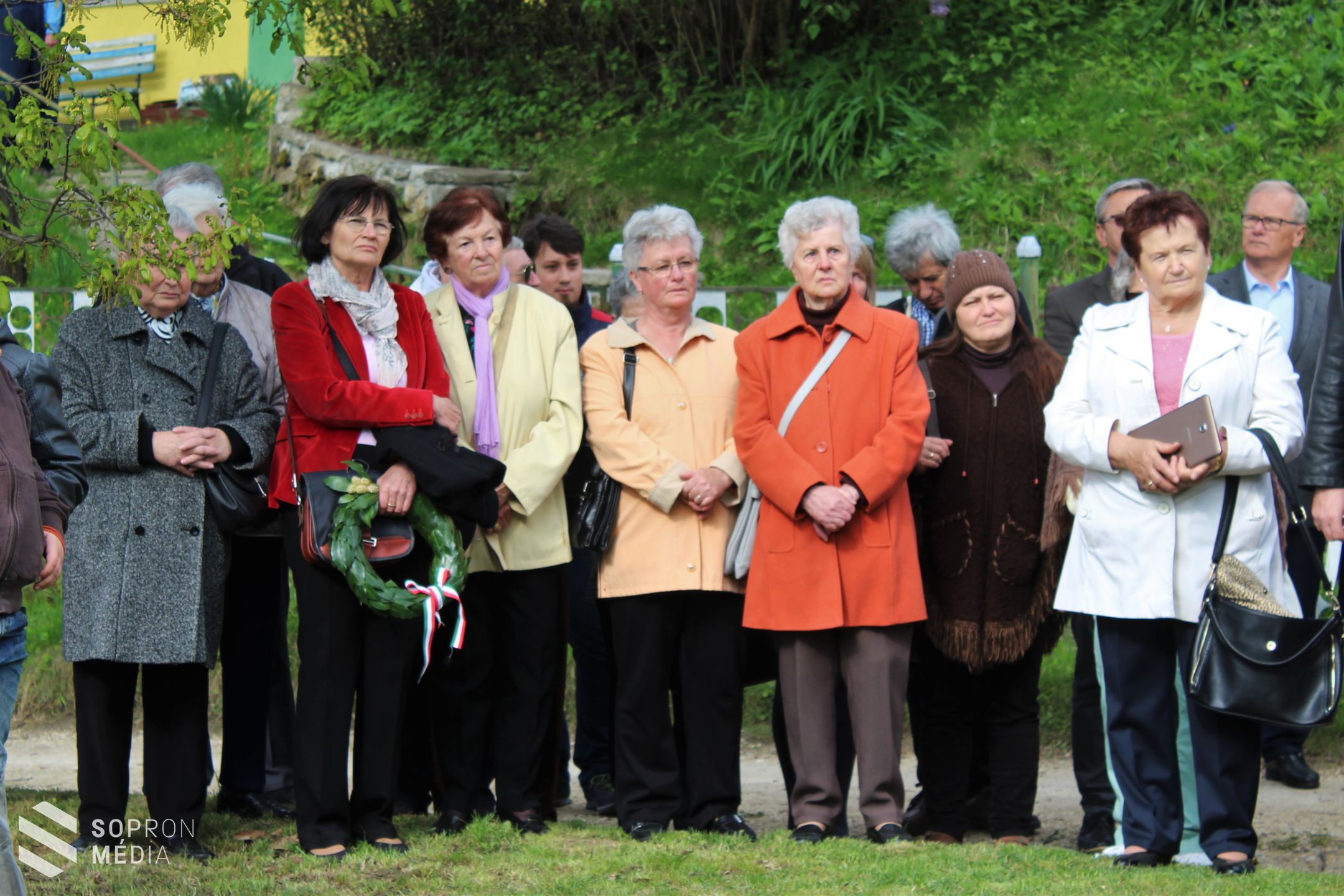 Nyolcvan éves a brennbergi evangélikus harangláb (fotók+videó) 