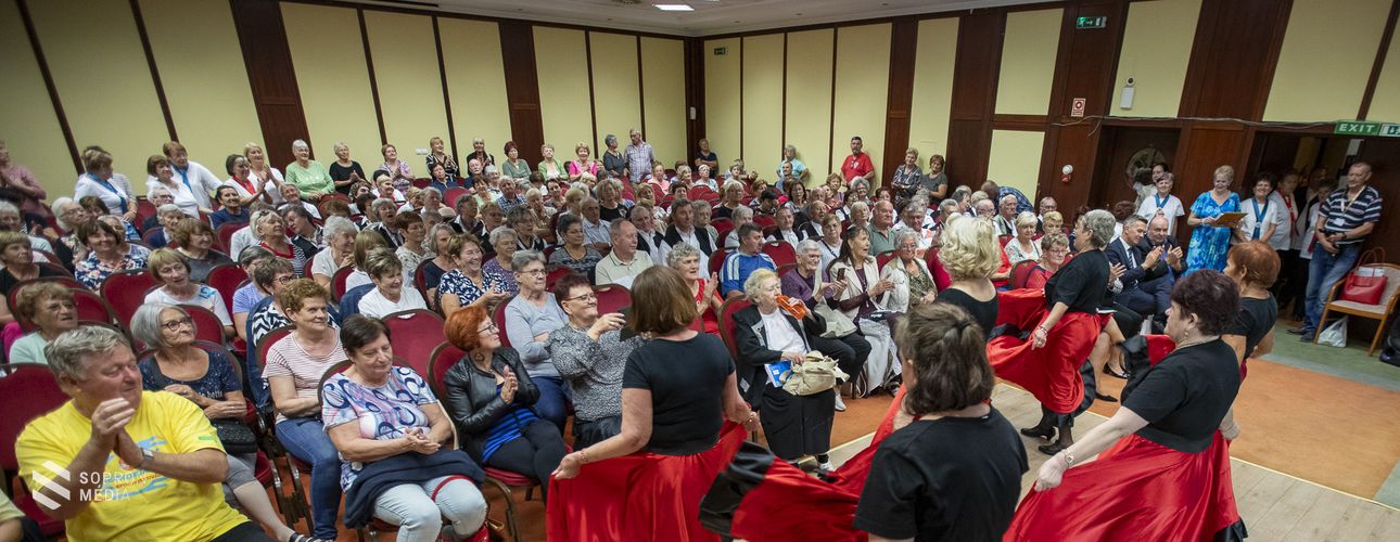 Töltsd aktívan az éveidet! - Nyugdíjasok kulturális fesztiválja Sopronban