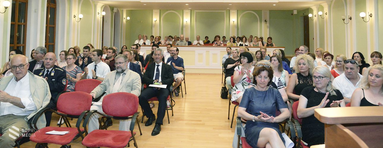 Az egészségügyi dolgozókat ünnepelték Sopronban
