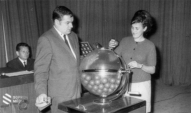 Lottósorsolás Sopronban 1968 júniusában