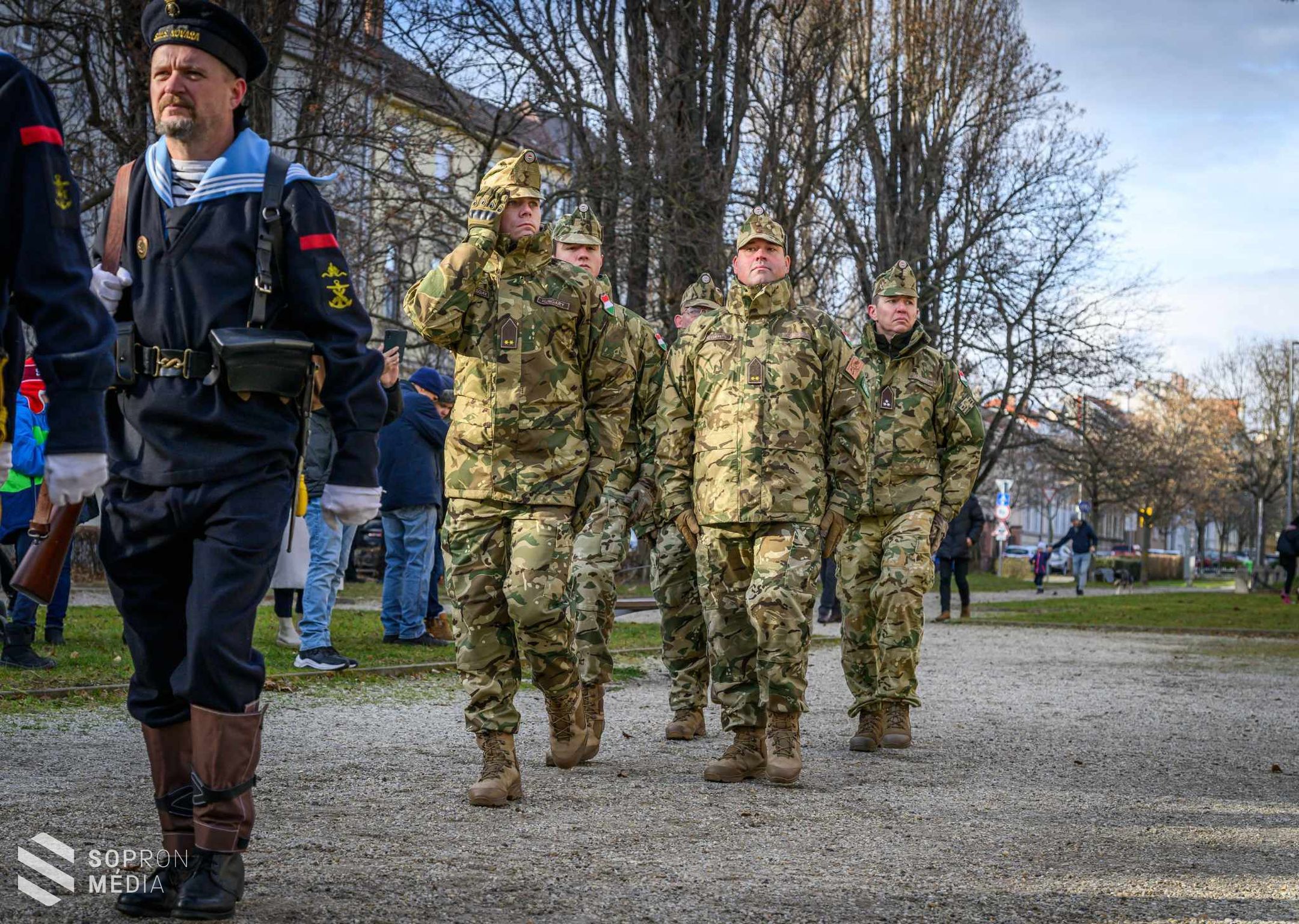 Koszorúzással és felvonulással emlékeztek a limanovai csata hőseire