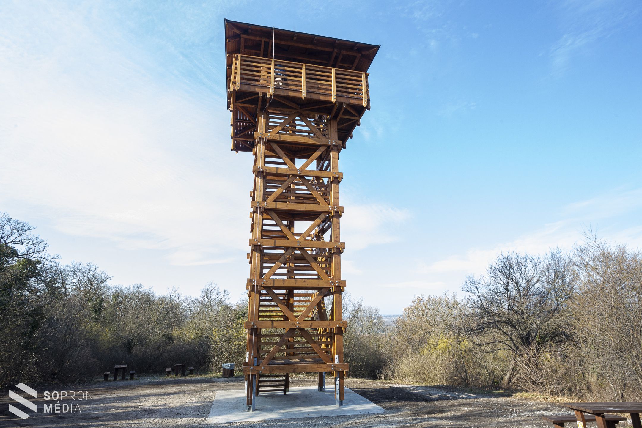 Átadták az új Kecske-hegyi kilátót