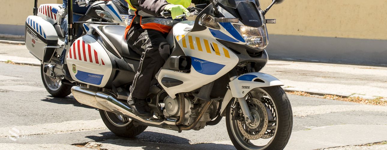 Soproni motoros polgárőrök segítik a rendőrök munkáját megyeszerte