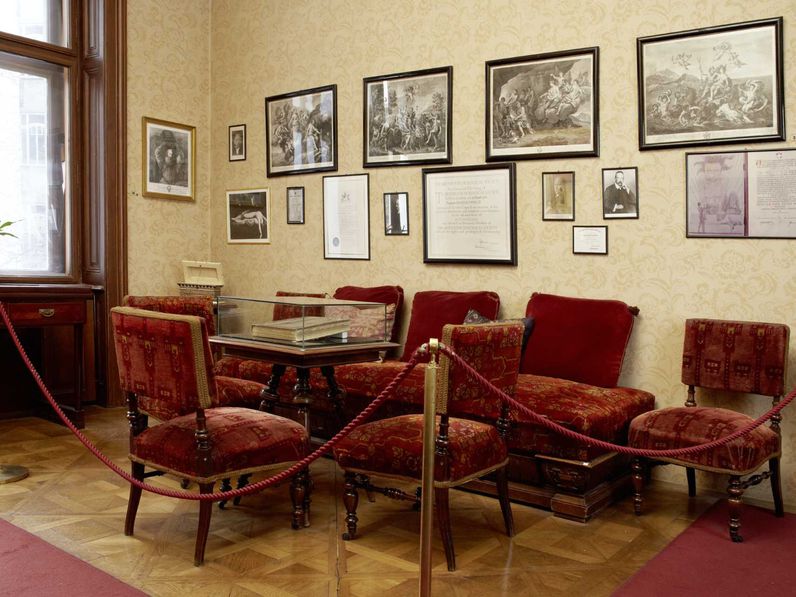 Felújítás miatt bezár a bécsi Freud Múzeum