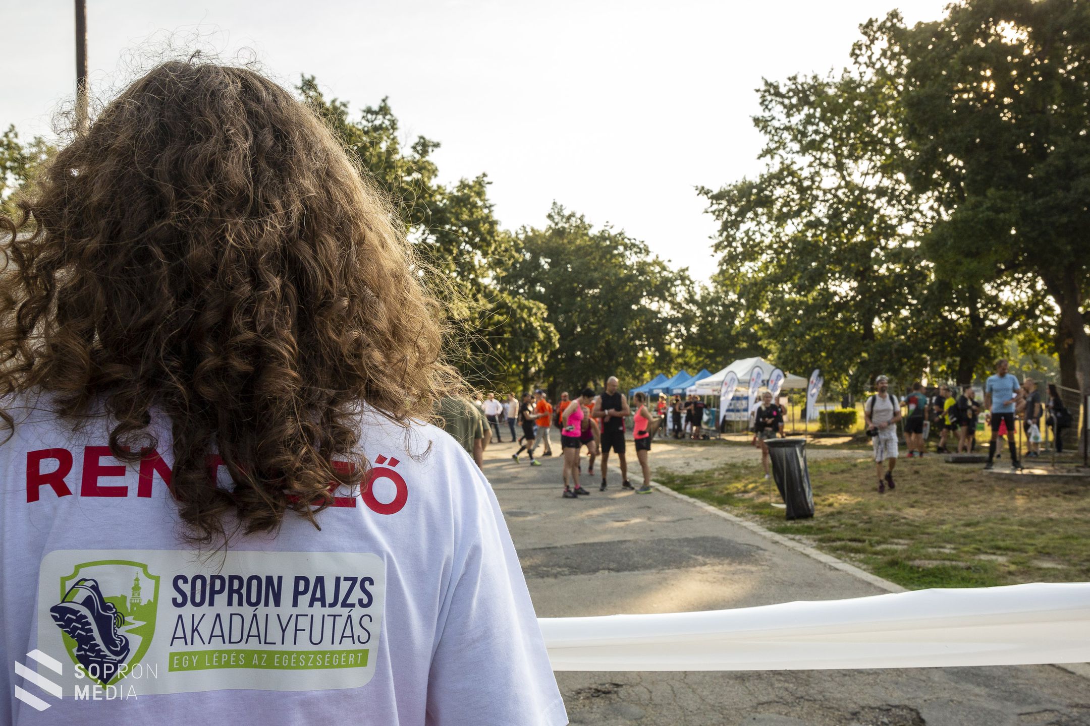 Rengetegen küzdötték át magukat a komoly akadályokon Sopronban