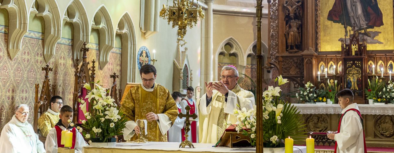 Ünnepi szentmise húsvéthétfőn a Soproni Szent Mihály főangyal templomban