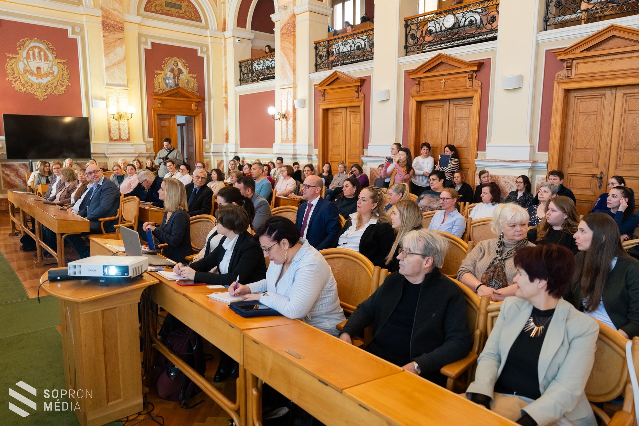 Szociális- és gyermekvédelmi tanácskozást tartottak Sopronban