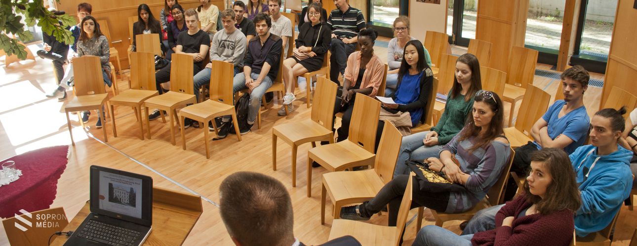 Tizenhárom ország ösztöndíjas hallgatói tanulnak a Nyugat-magyarországi Egyetemen