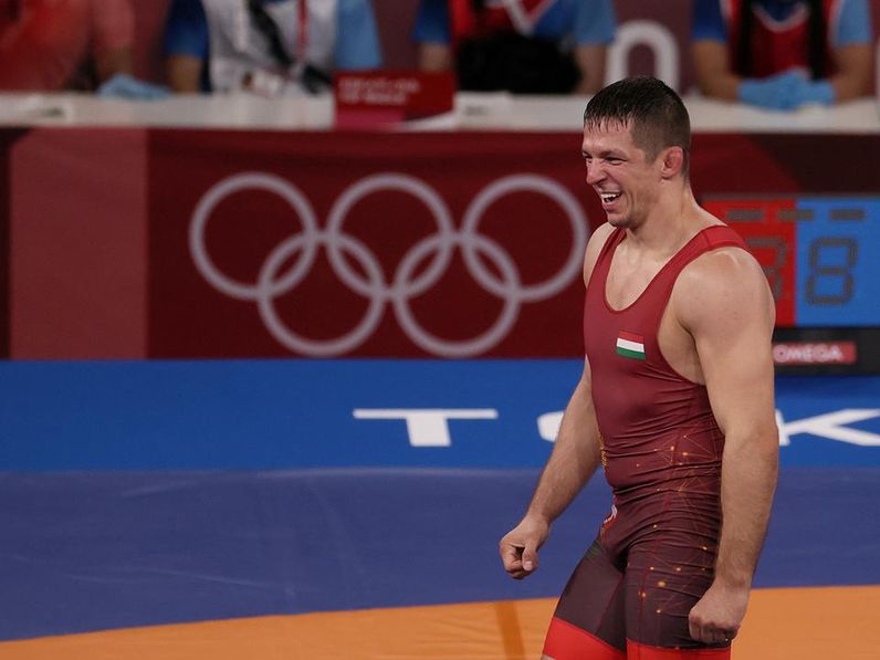 Lőrincz Tamás olimpiai bajnok a kötöttfogású birkózók 77 kilogrammos kategóriájában