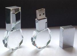 Rundo üvegkristály pendrive 