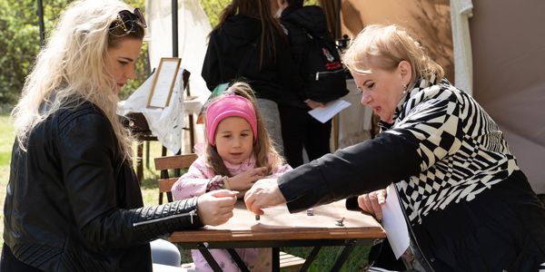 Itt szalad a nyulacska!