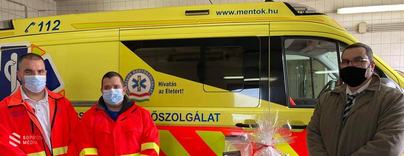 Adomány a Lövői mentőállomás dolgozóinak 